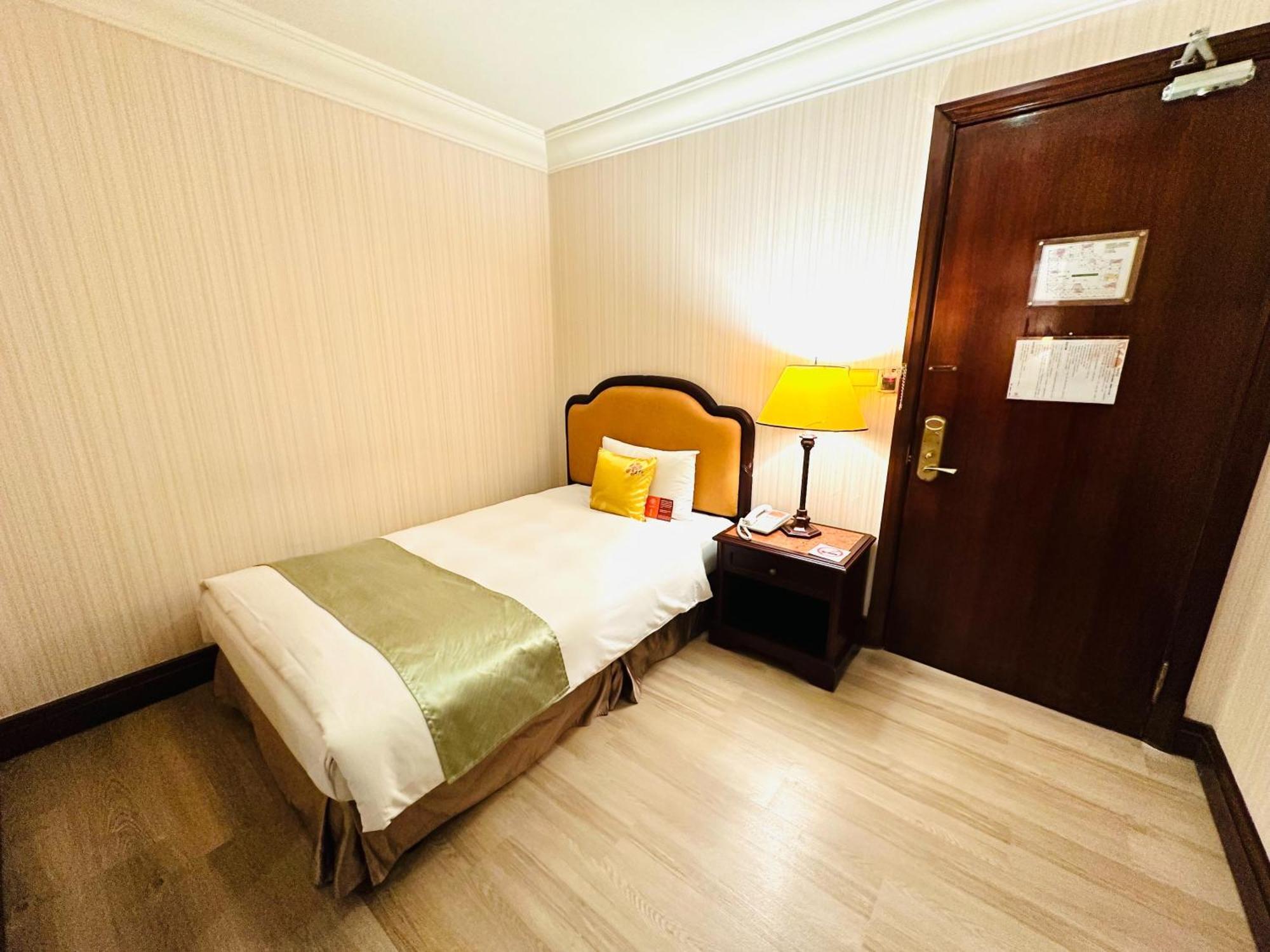 Wei-Yat Grand Hotel Tainan Esterno foto