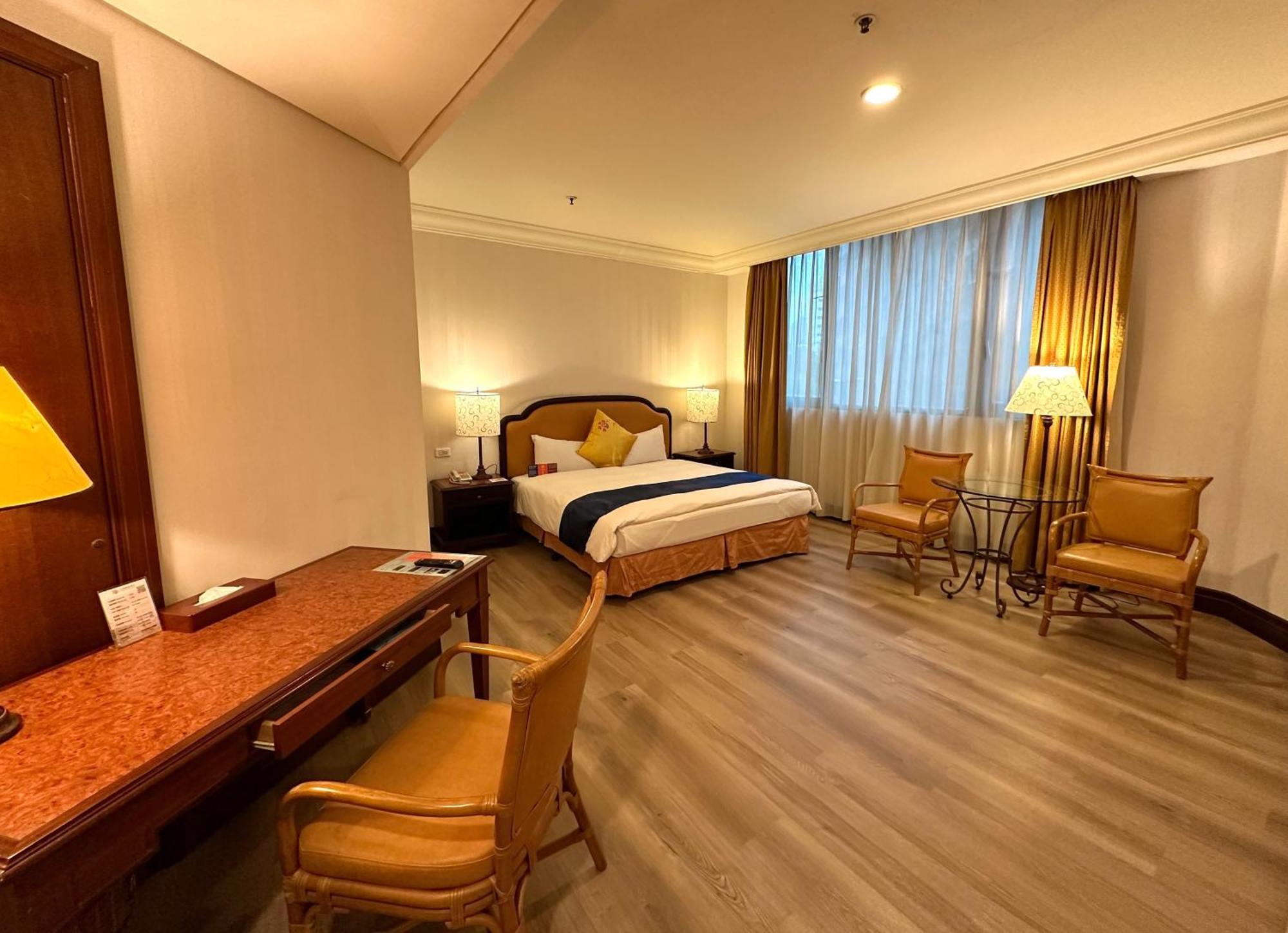 Wei-Yat Grand Hotel Tainan Esterno foto