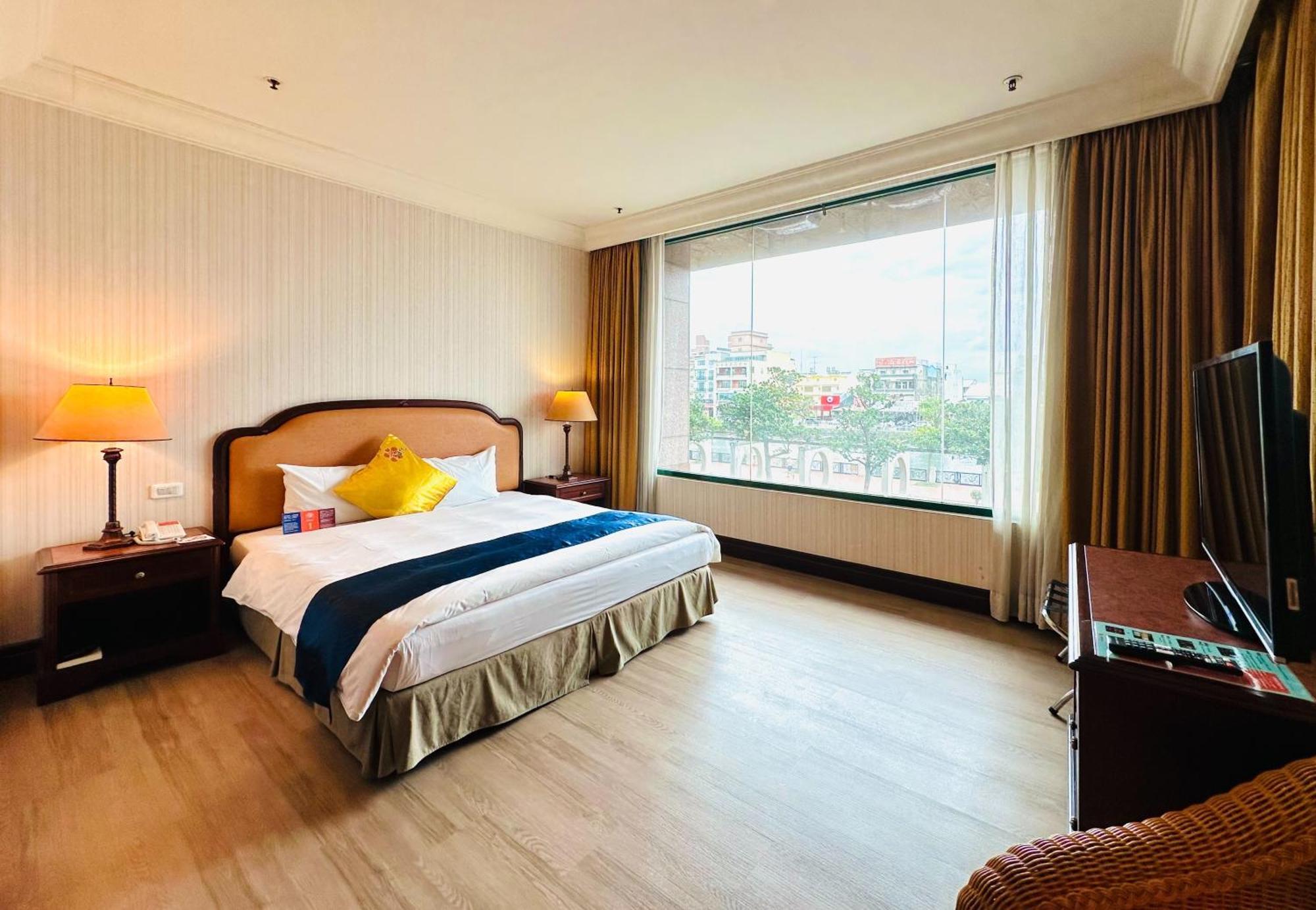 Wei-Yat Grand Hotel Tainan Esterno foto