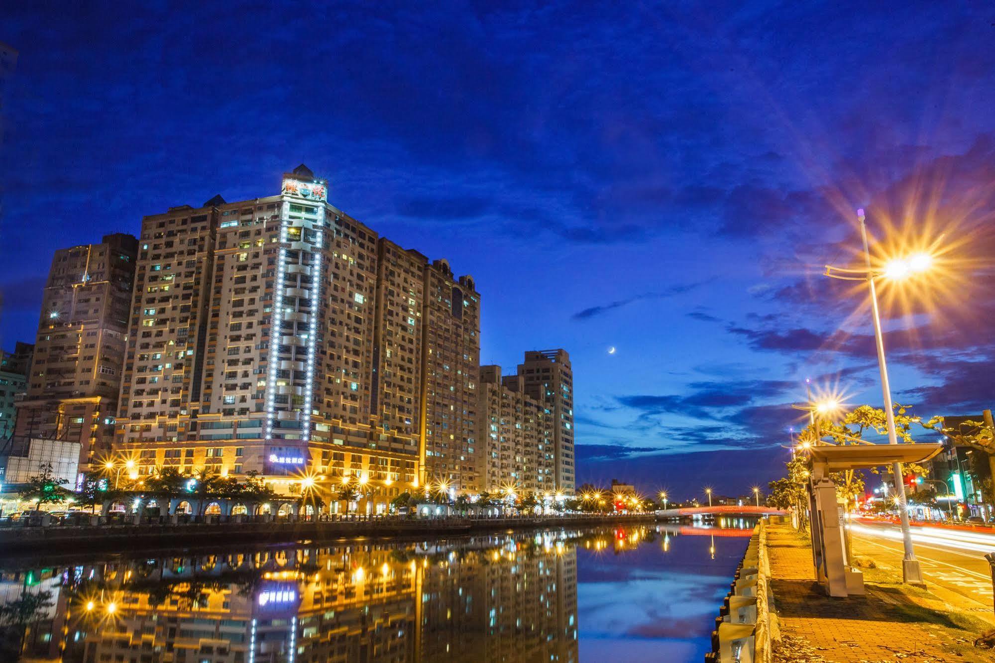Wei-Yat Grand Hotel Tainan Esterno foto